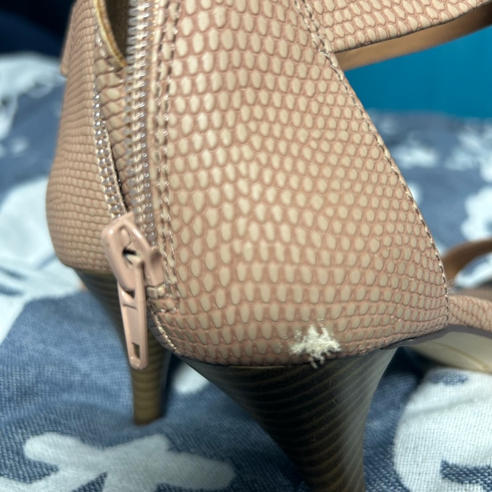 Kitten heels - Picture 4 of 5